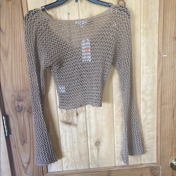 EARTHBOUND Brown Crochet Flare Sleeve Top - Picture 12 of 13